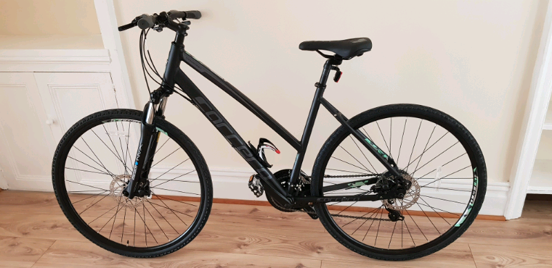 LADIES HYBRID MOUNTAIN BIKE CARRERA 